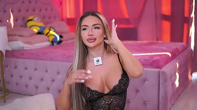 AshleySinn online show from 10/20/25, 02:28