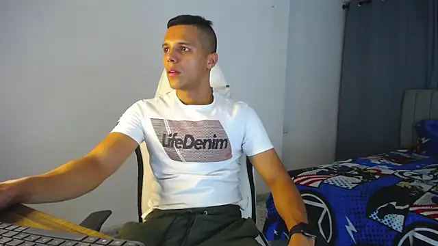 DavidAngell7 online show from 12/06/24, 04:36