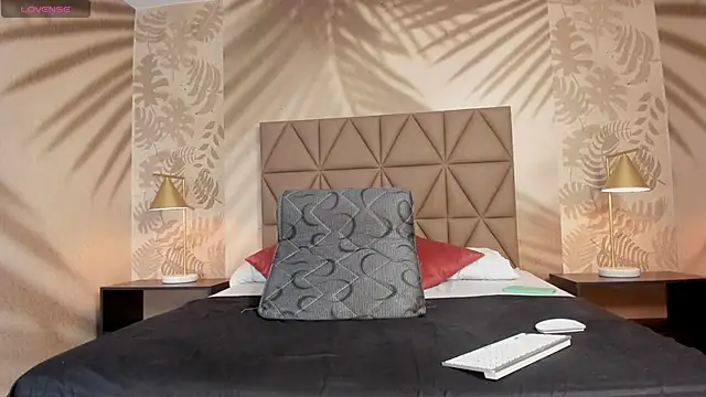 Scarleett 22 online show from 02/25/25, 07:47