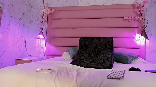 Scarleett 22 online show from 12/05/25, 08:05