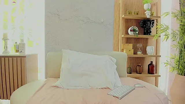 Scarleett 22 online show from 02/21/26, 07:48