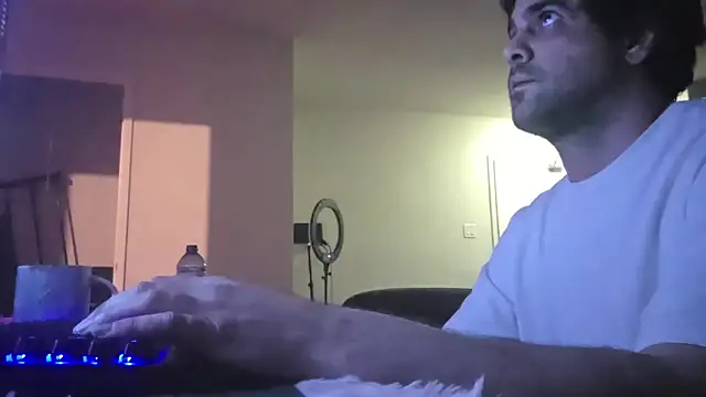 Snapshot of PandaSweets chatting on 11/01/25, 04:25 PandaSweets online show from 11/01/25, 04:25