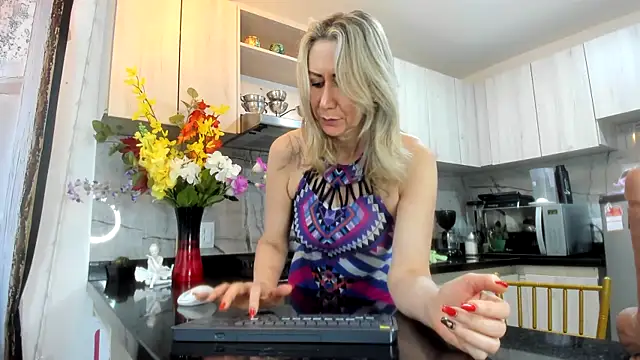 ashleymilf 1 online show from 04/19/26, 03:00