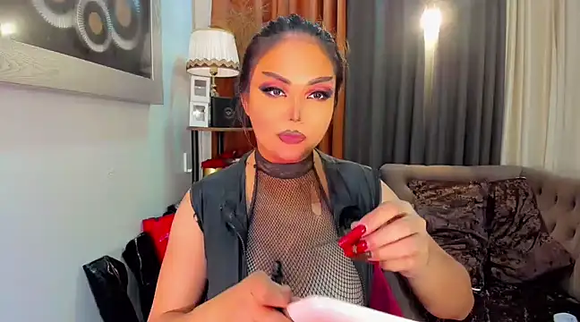 Snapshot of AsianHotieTS chatting on 01/07/25, 01:57 AsianHotieTS online show from 01/07/25, 01:57