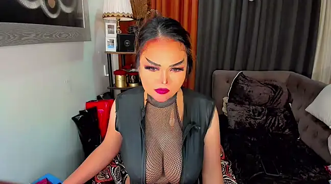 Snapshot of AsianHotieTS chatting on 01/21/25, 11:24 AsianHotieTS online show from 01/21/25, 11:24