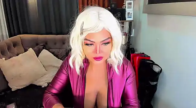 Snapshot of AsianHotieTS chatting on 02/12/25, 11:30 AsianHotieTS online show from 02/12/25, 11:30