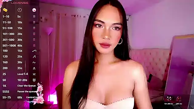 Snapshot of malkina69 chatting on 11/25/25, 02:17 malkina69 online show from 11/25/25, 02:17