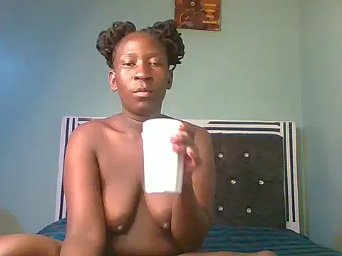 blackcuteebony online show from 10/05/25, 07:45