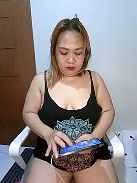 Sweet asian kylie online show from 03/19/26, 12:14