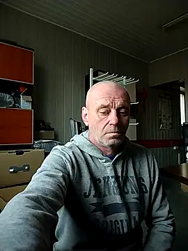 Snapshot of wilkalfa chatting on 10/27/25, 07:12 wilkalfa online show from 10/27/25, 07:12