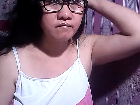 sweetsosie18 online show from 10/29/25, 12:18