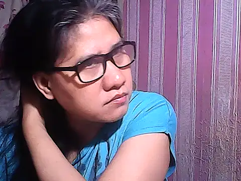 sweetsosie18 online show from 11/19/25, 04:18