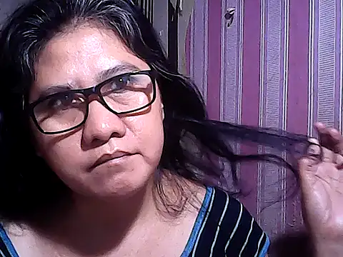 sweetsosie18 online show from 11/21/25, 06:01