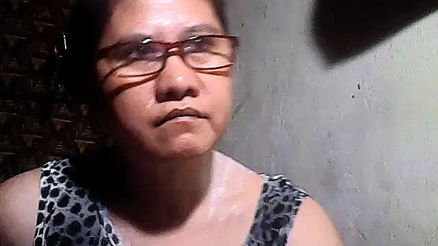 sweetsosie18 online show from 04/27/26, 02:20
