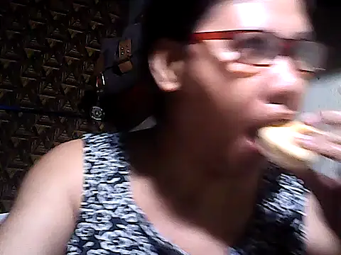 sweetsosie18 online show from 06/09/26, 12:22
