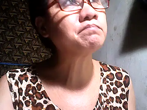 sweetsosie18 online show from 06/11/26, 03:54