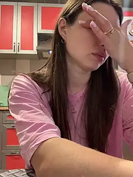 SeducingYoghourt online show from 04/27/26, 04:05