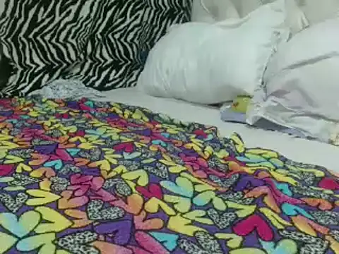 sharlot003 online show from 01/28/25, 11:49