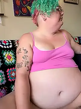 Snapshot of PotOfGreer chatting on 09/17/25, 07:26 PotOfGreer online show from 09/17/25, 07:26