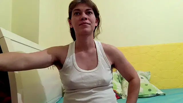 Snapshot of MercyLove chatting on 01/16/25, 05:44 MercyLove online show from 01/16/25, 05:44