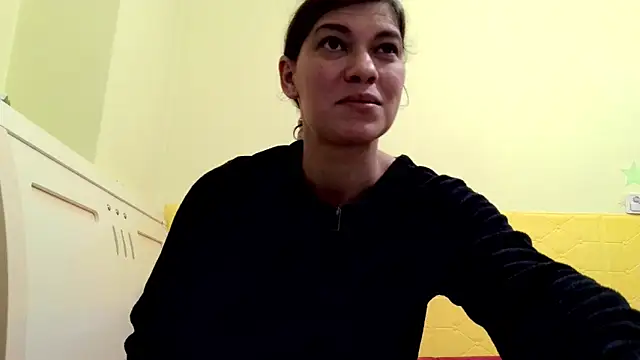 Snapshot of MercyLove chatting on 01/31/25, 04:38 MercyLove online show from 01/31/25, 04:38