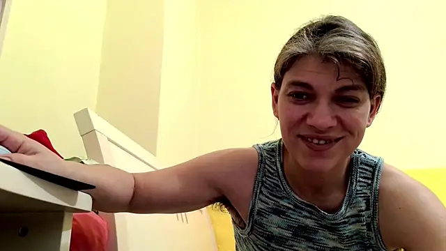 Snapshot of MercyLove chatting on 03/02/25, 08:16 MercyLove online show from 03/02/25, 08:16