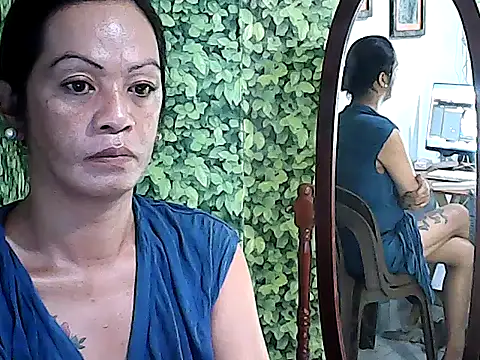 yummy 21xxx online show from 11/24/25, 12:21