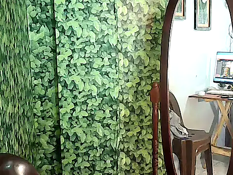 yummy 21xxx online show from 12/15/25, 03:11