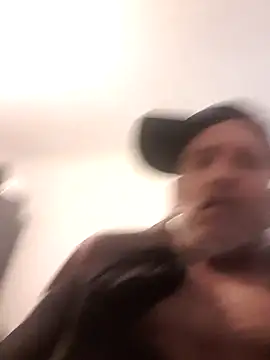 Snapshot of Verynaughtyx chatting on 02/27/26, 04:40 Verynaughtyx online show from 02/27/26, 04:40