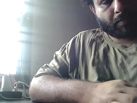 Snapshot of sura11311 chatting on 07/04/26, 09:37 sura11311 online show from 07/04/26, 09:37