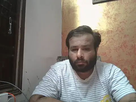 Snapshot of sura11311 chatting on 07/10/26, 06:21 sura11311 online show from 07/10/26, 06:21