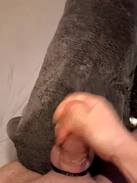 Snapshot of TheYoungBoy1994 chatting on 01/16/26, 04:44 TheYoungBoy1994 online show from 01/16/26, 04:44