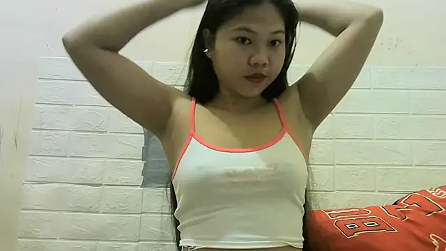 wildestsweetie online show from 12/15/25, 10:58