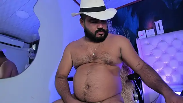 MichaelBear  online show from 02/07/25, 03:08