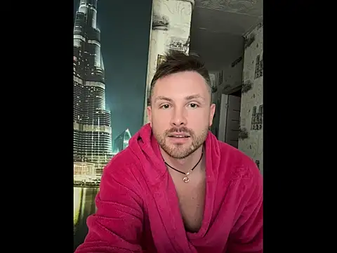 Snapshot of MartinBrandon chatting on 05/24/26, 12:10 MartinBrandon online show from 05/24/26, 12:10
