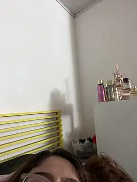 Snapshot of Juliana_News chatting on 02/11/26, 11:21 Juliana News online show from 02/11/26, 11:21