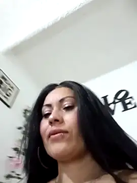 Snapshot of Tania_mature chatting on 05/11/26, 05:54 Tania mature online show from 05/11/26, 05:54