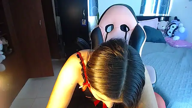 Snapshot of violeta_campbell chatting on 10/31/25, 04:41 violeta campbell online show from 10/31/25, 04:41