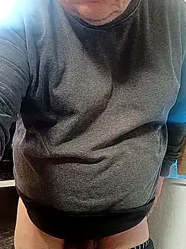 Snapshot of Nobbie444 chatting on 02/14/26, 11:18 Nobbie444 online show from 02/14/26, 11:18