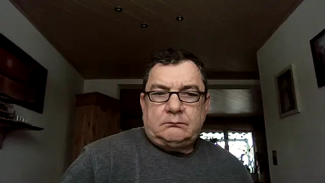 Snapshot of Nobbie444 chatting on 02/16/26, 11:06 Nobbie444 online show from 02/16/26, 11:06