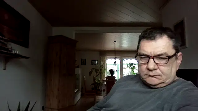 Snapshot of Nobbie444 chatting on 02/17/26, 10:12 Nobbie444 online show from 02/17/26, 10:12