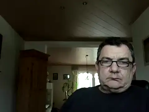 Snapshot of Nobbie444 chatting on 02/28/26, 12:06 Nobbie444 online show from 02/28/26, 12:06