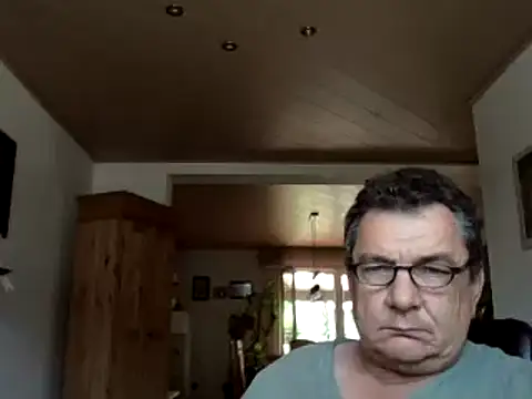 Snapshot of Nobbie444 chatting on 07/16/26, 12:11 Nobbie444 online show from 07/16/26, 12:11