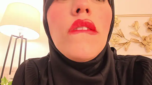 Snapshot of hanajameela chatting on 01/16/25, 02:51 hanajameela online show from 01/16/25, 02:51