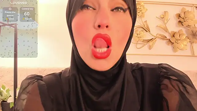Snapshot of hanajameela chatting on 02/26/25, 11:52 hanajameela online show from 02/26/25, 11:52