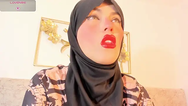 Snapshot of hanajameela chatting on 09/19/25, 11:44 hanajameela online show from 09/19/25, 11:44