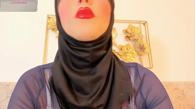 Snapshot of hanajameela chatting on 09/24/25, 11:35 hanajameela online show from 09/24/25, 11:35