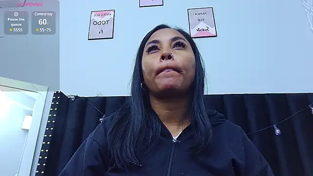 colombiamommy online show from 02/26/25, 01:08