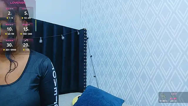 colombiamommy online show from 10/18/25, 02:40