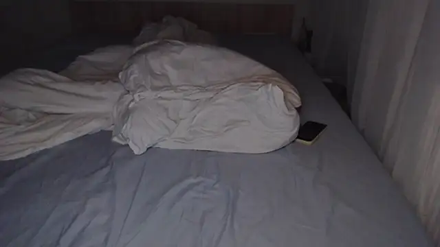 LoraPreston online show from 11/08/25, 09:46